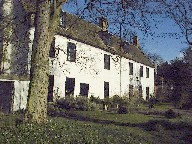 Old House.jpg
118.97 KB
640 X 480
4/26/02